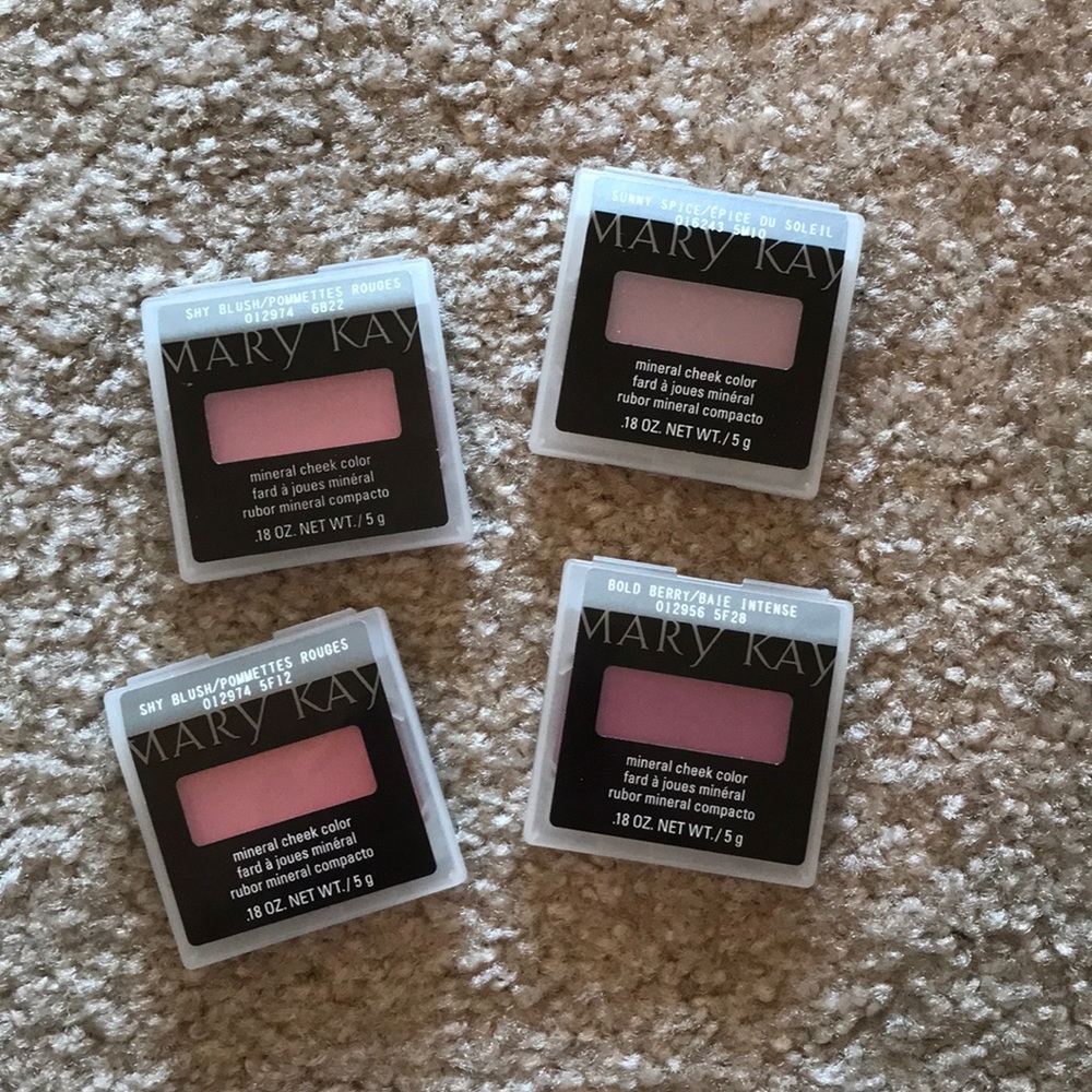 Mineral cheek color
